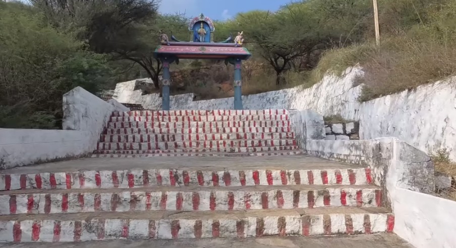 Sanjeevi Malai – A Part of the Legendary Sanjeevani Mountain, Rajapalayam, Tamil Nadu